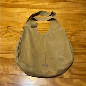 Hobo bag Pulicati